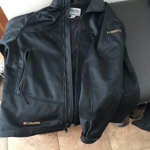 Men’s Columbia jacket